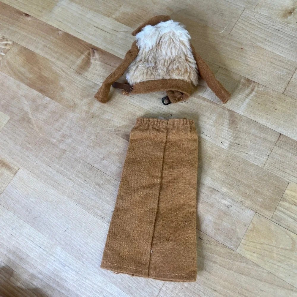 #7753 Vintage Barbie BEST BUY FUR N SUEDE Jacket and Skirt Set 1970s Outfit